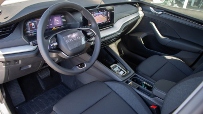 Škoda Octavia 1.5 TSI Extra (pohľad do interiéru)
