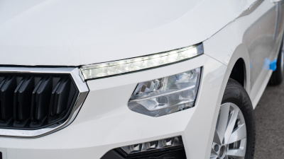 Škoda Kamiq 1.0 TSI Drive 130 (pohľad do interiéru)