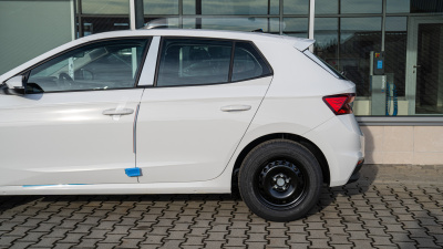 Škoda Fabia 1.0 MPI Essence (pohľad do interiéru)