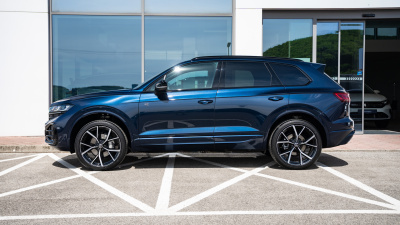 VW Touareg 3.0 TDI R-Line Final Edition (pohľad zboku)