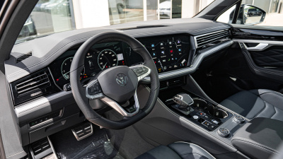 VW Touareg 3.0 TDI R-Line Final Edition