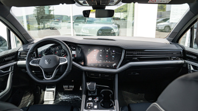 VW Touareg 3.0 TDI R-Line Final Edition