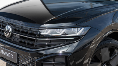 VW Touareg 3.0 TDI R-Line Final Edition (pohľad do interiéru)