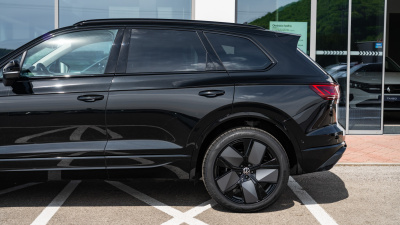 VW Touareg 3.0 TDI R-Line Final Edition