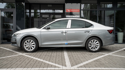 Škoda Octavia 1.5 TSI Extra Plus (pohľad zozadu)
