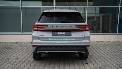 Škoda Kodiaq  2.0 TDI Sportline 4x4 (pohľad spredu)