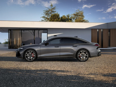 AUDI A6 Limuzína 2.0 TDI Quattro (pohľad zozadu)