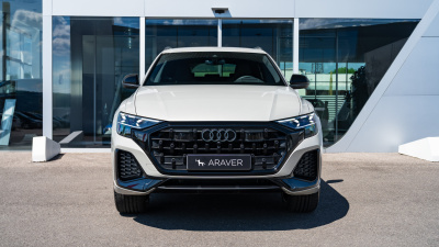 AUDI Q8 3.0 TDI Quattro  (pohľad zboku)