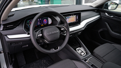 Škoda Octavia Combi 2.0 TDI Selection (pohľad do interiéru)