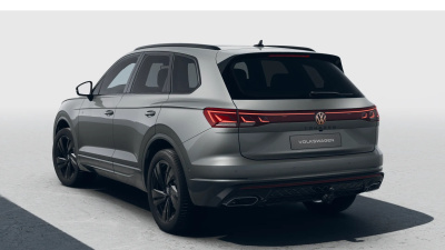 VW Touareg 3.0 TDI R-Line Final Edition (pohľad zozadu)