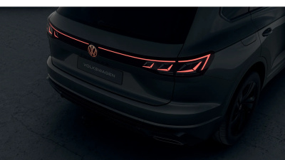 VW Touareg 3.0 TDI R-Line Final Edition (pohľad do interiéru)