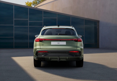 AUDI Q5 Sportback  2.0 TDI Quattro (pohľad spredu)