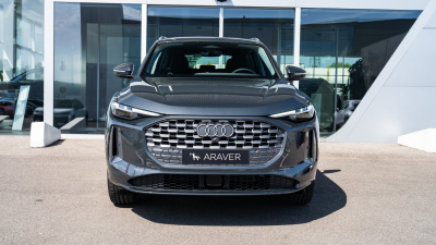 AUDI Q5 2.0 TDI Quattro (pohľad zboku)