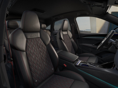 AUDI Q5 Sportback 2.0 TDI Quattro (pohľad do interiéru)