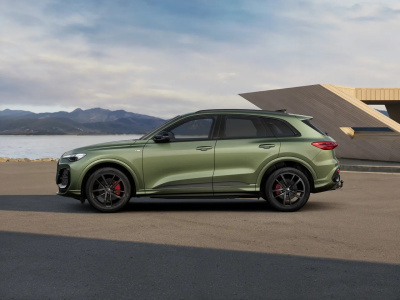 AUDI Q5 2.0 TDI Quattro (pohľad zozadu)