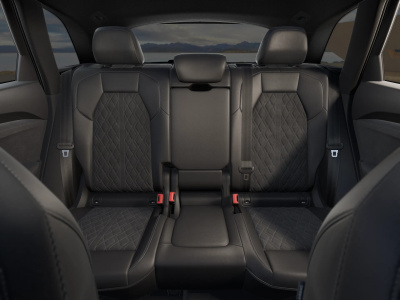 AUDI Q5 2.0 TDI Quattro (pohľad do interiéru)