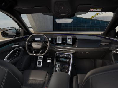 AUDI Q5 2.0 TDI Quattro (pohľad do interiéru)