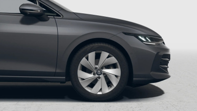 VW Golf 1.5 TSI Limited (pohľad spredu)