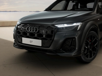 AUDI Q7 3.0 TDI Quattro  (pohľad do interiéru)