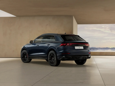 AUDI Q8 3.0 TDI Quattro  (pohľad do interiéru)