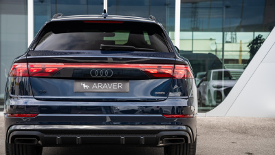 AUDI Q8 3.0 TDI Quattro  (pohľad do interiéru)
