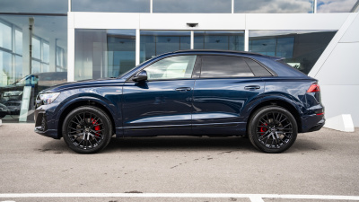 AUDI Q8 3.0 TDI Quattro  (pohľad spredu)