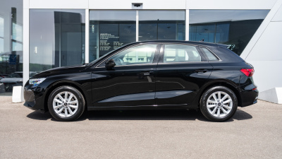 AUDI A3 Sportback 1.5 TFSI (pohľad spredu)