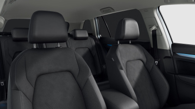 VW Golf Variant 1.5 eTSI Limited (pohľad do interiéru)