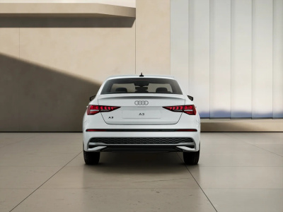 AUDI A3 Limousine 1.5 TFSI (pohľad spredu)