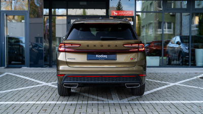 Škoda Kodiaq 2.0 TSI RS 4x4 (pohľad spredu)