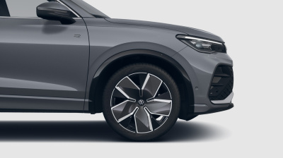 VW Tiguan 1.5 eTSI R-Line Limited (pohľad do interiéru)