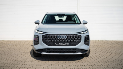 AUDI Q3 e-hybrid (pohľad do interiéru)