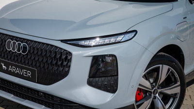 AUDI Q3 e-hybrid (pohľad do interiéru)