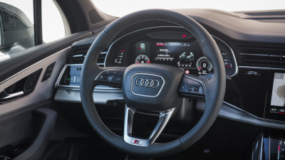 AUDI Q7 3.0 TDI Quattro S line
