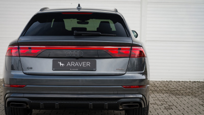AUDI Q8 3.0 TDI Quattro (pohľad do interiéru)