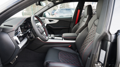 AUDI Q8 3.0 TDI Quattro (pohľad zboku)