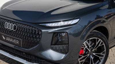 AUDI Q3 2.0 TFSI Quattro (pohľad do interiéru)