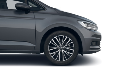 VW Touran 1.5 TSI Limited (pohľad do interiéru)