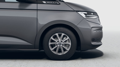 VW Multivan Bulli Long 2.0 TDI (pohľad spredu)