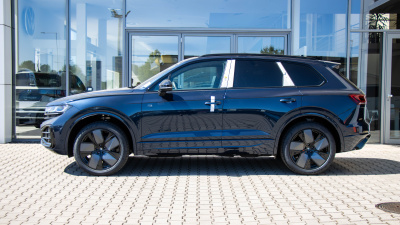 VW Touareg 3.0 TDI R-Line Final Edition (pohľad zboku)