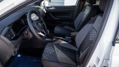VW Taigo 1.5 TSI R -Line Limited (pohľad do interiéru)