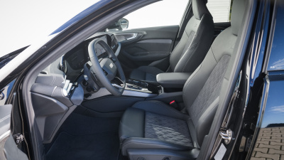 Audi A5 Limuzína 2.0 TDI Quattro (pohľad zboku)