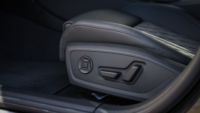 Audi A5 Limuzína 2.0 TDI Quattro (pohľad spredu)