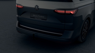 VW Multivan Bulli Long 2.0 TDI (pohľad do interiéru)