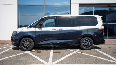 VW Multivan Bulli Long 2.0 TDI (pohľad zboku)