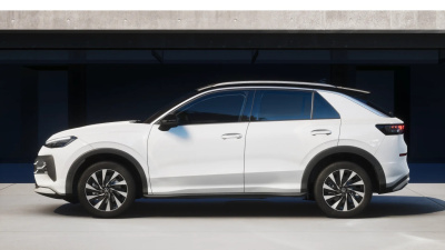 VW T-Roc 1.5 eTSI Style (pohľad zboku)