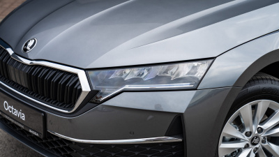 Škoda Octavia 2.0 TDI Extra Plus (pohľad spredu)