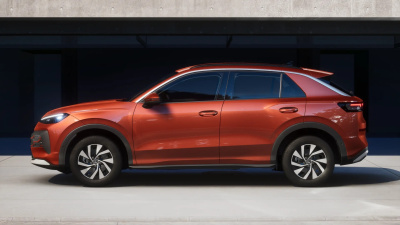 VW T-Roc 1.5 eTSI Trend (pohľad zboku)