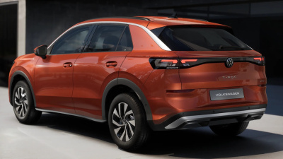 VW T-Roc 1.5 eTSI Trend (pohľad zozadu)