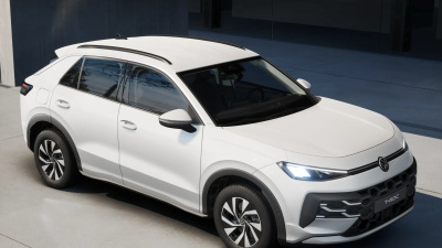 VW T-Roc 1.5 eTSI Trend (pohľad do interiéru)